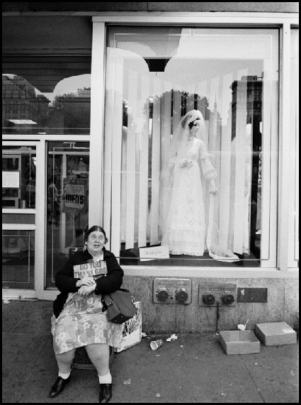 Blind woman - Empire State Building New York - 1973